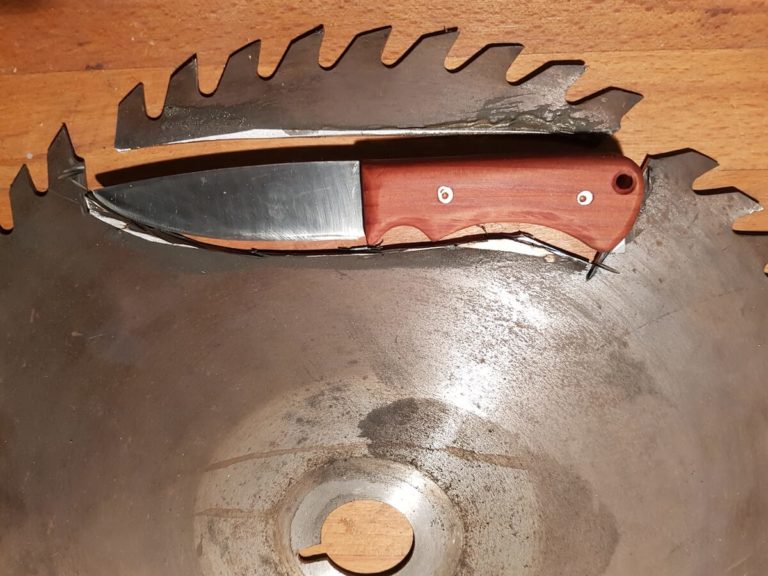 Messer aus einem Kreissägeblatt selbst gebaut